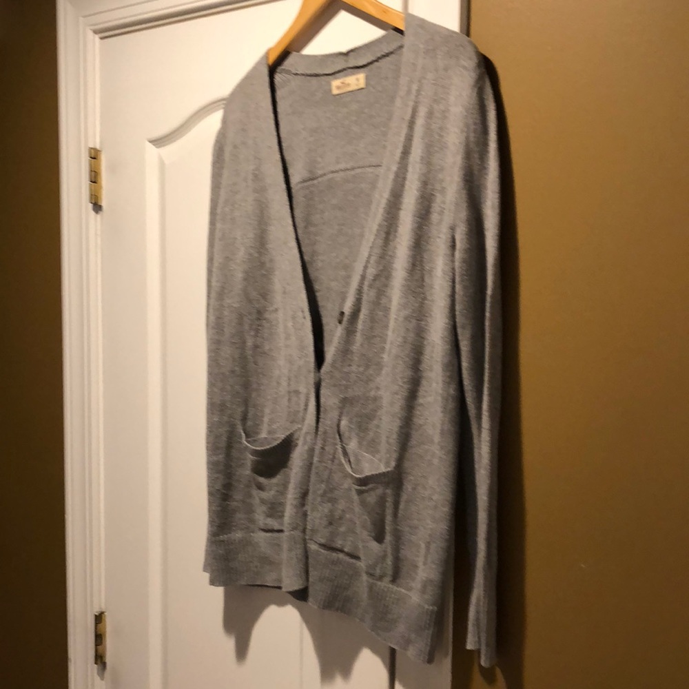 Hollister gray button long sleeve cardigan